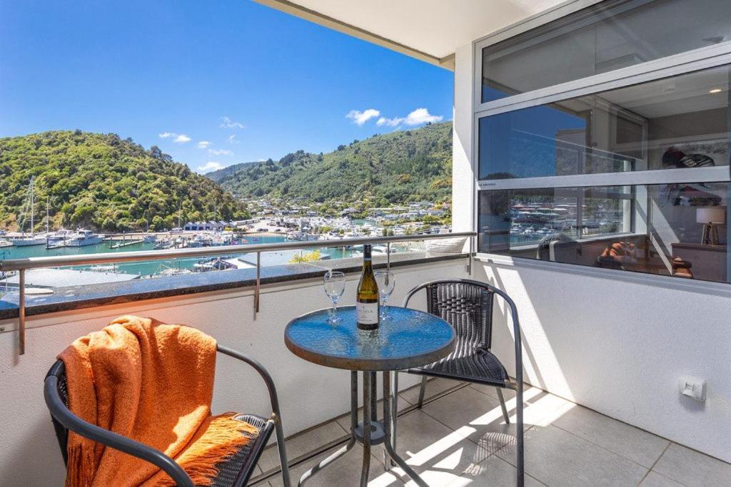 Astonishing Views Superb Waterfront Apartment Picton Exteriör bild