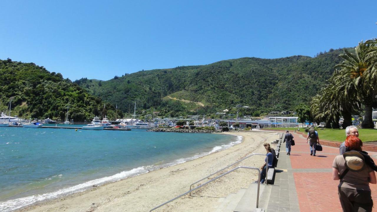 Astonishing Views Superb Waterfront Apartment Picton Exteriör bild